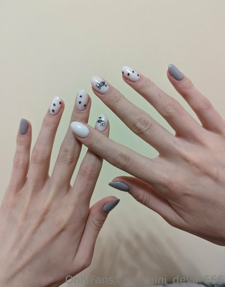 mini devil 666 actress galleries