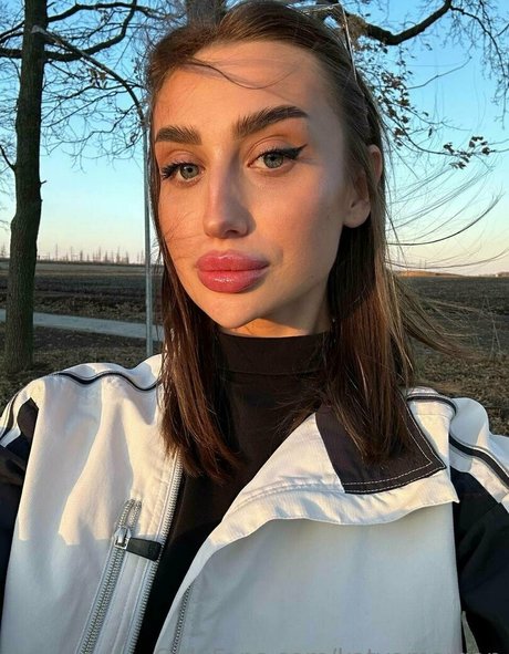 katecox star nude galleries