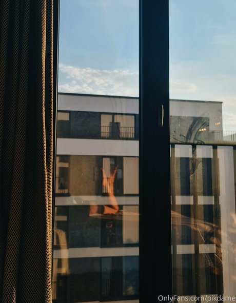 Pikdame nice actress pic