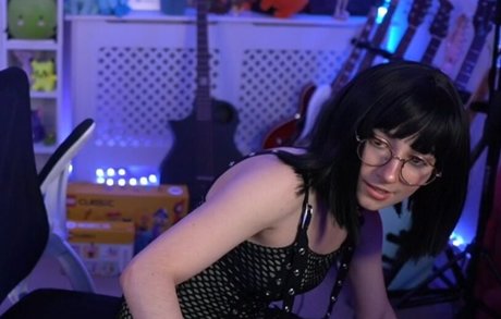 Millie Mossiae star gallery