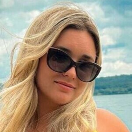 Katelyn Scannell sex actress photo