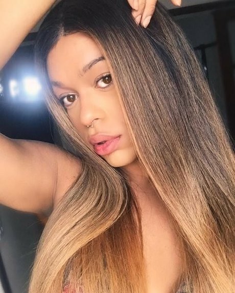 transsohot pornstar hd pics