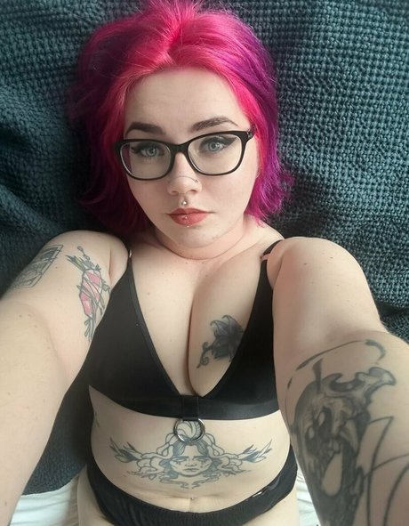 sylvermoon erotic model img