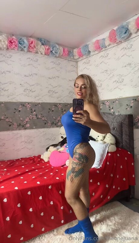 theonejuana model exclusive gallery