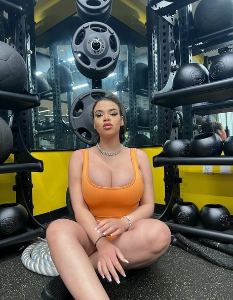 skinny milf onlyfans pornographic pics