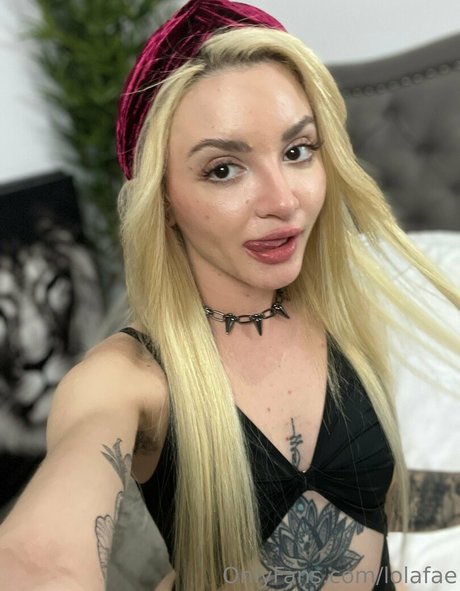 Lola Fae nice actress pics