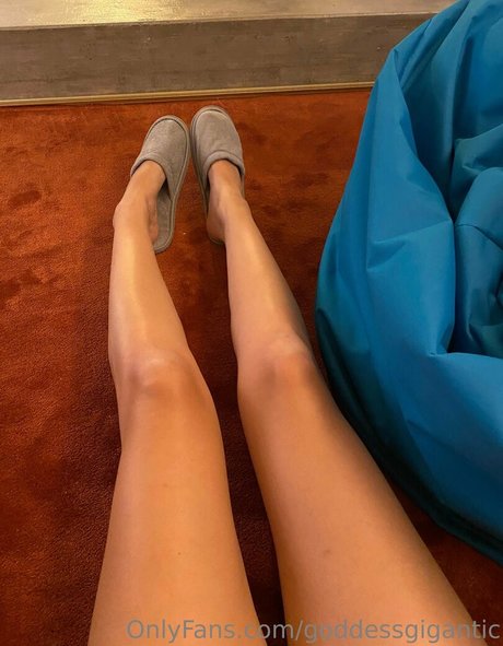 goddessgigantic model perfect archive