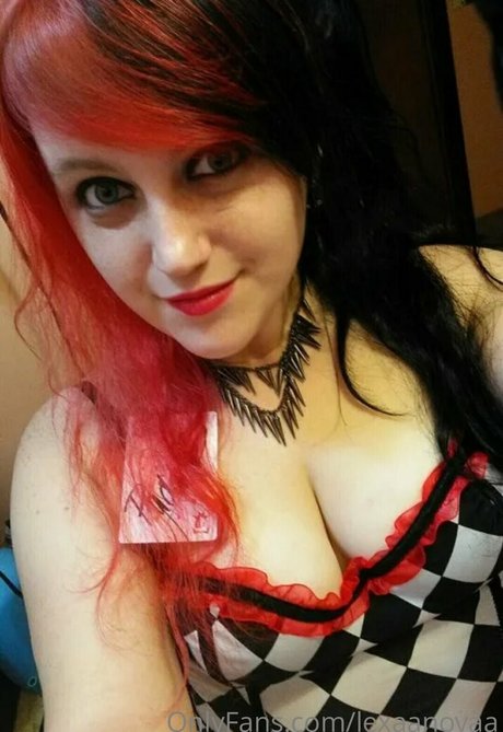 lexaanovaa erotic pornstar img