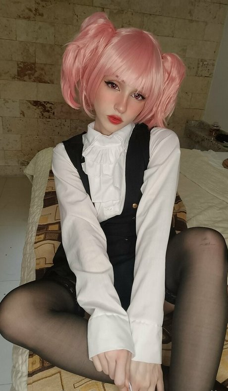 Veroodle high quality model photo