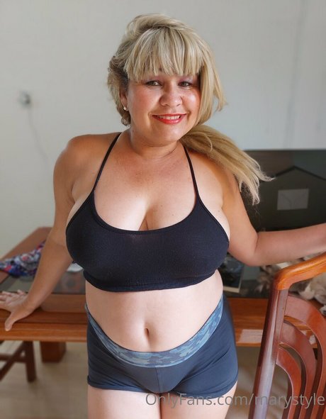 marystyle star erotic picture