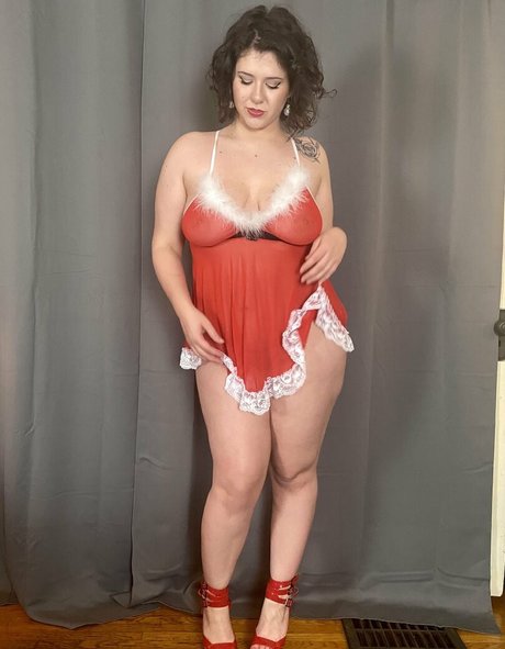 oliveapple42 naked actress picture