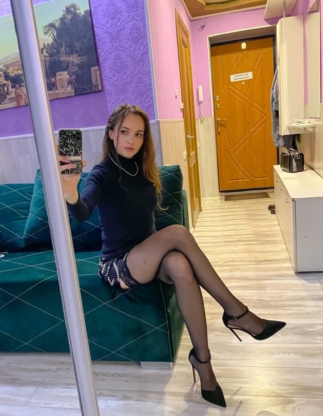 Sunshine13_ exclusive actress galleries