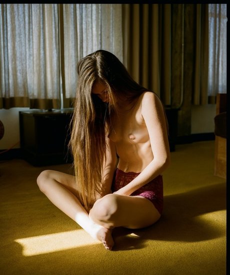 Maggie White star photo