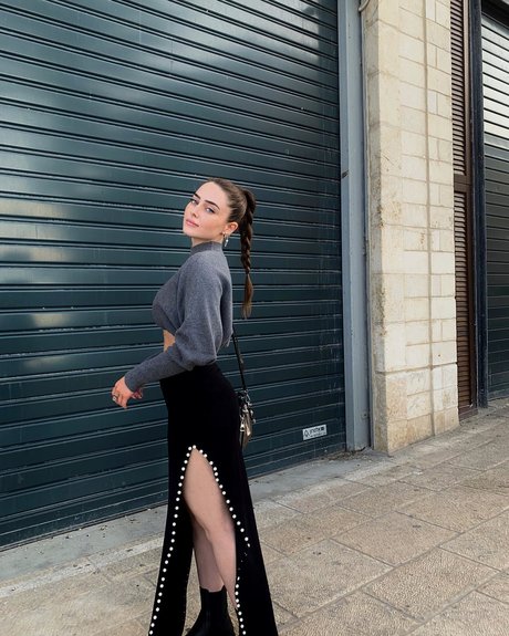 Effy Palarya pretty star picture