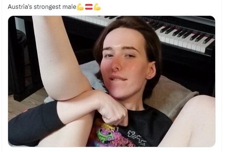 mementomarly nude star img