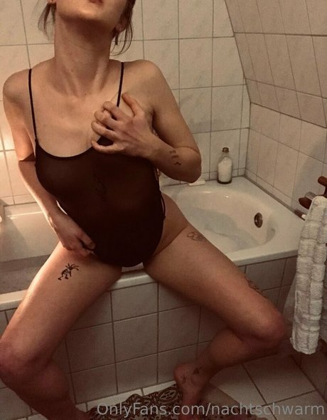 nachtschwarm perfect actress photos