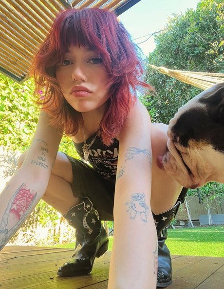 Kailee Morgue model nice picture