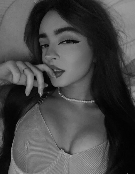 vanessaszwaczka star pics