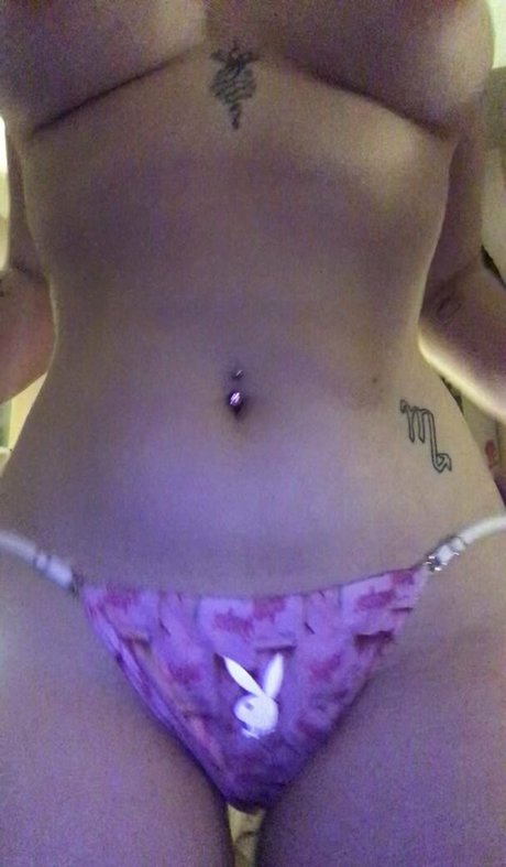 foxyuzumaki hot actress pic