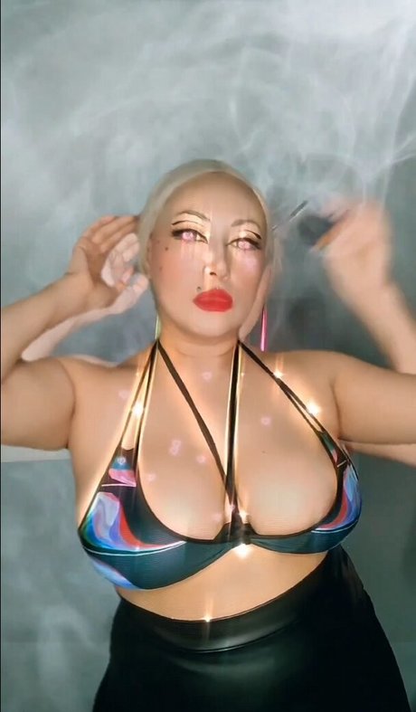 TechNoirCandy star top photo