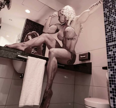 Marina Putziger porn actress images