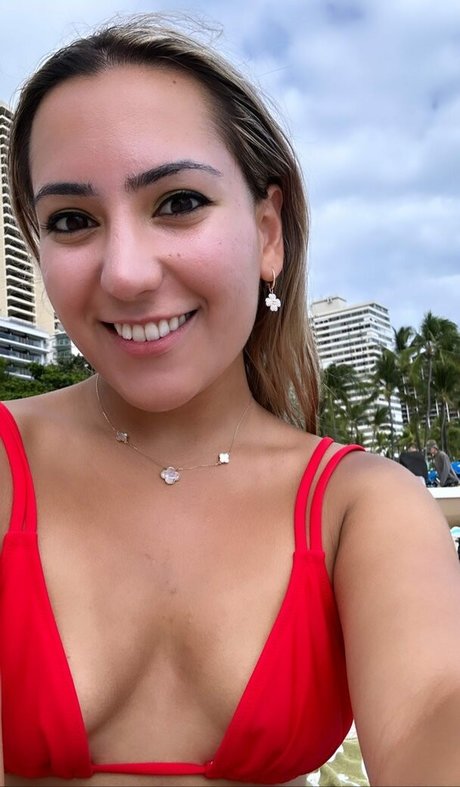 Selina Amini model naked pictures