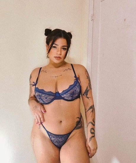 Kennya Raposo model nudes images