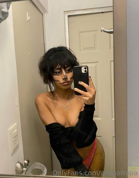 anasofropa nudes pornstar pics