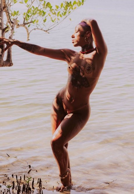 opaicriis free actress image