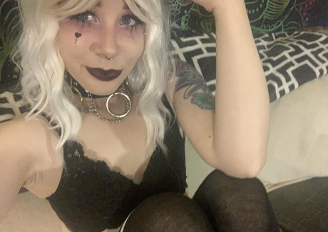 knottyfay star hot images