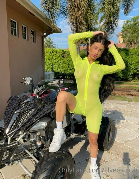 Lilveronicar top model pics