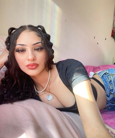 katiiebaeb high quality pornstar picture