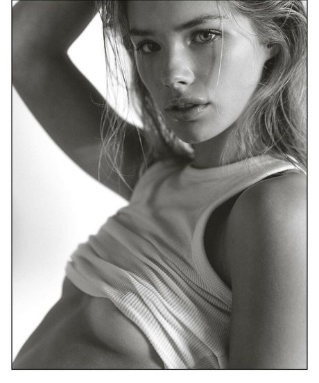 Mari Lederman nice model image