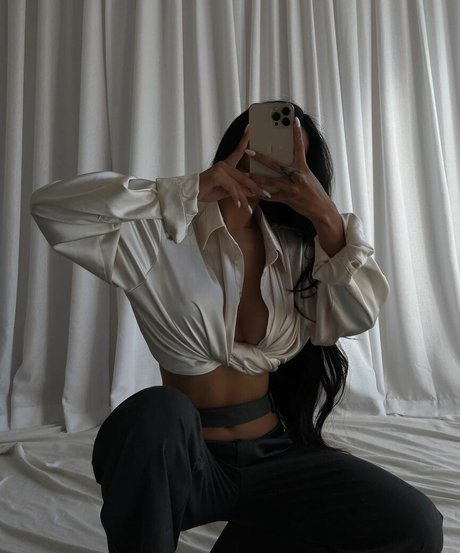 gold gypsy model nudes pics