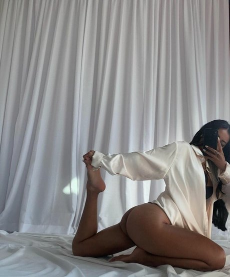 gold gypsy pornstar free photos