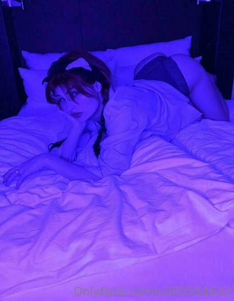 warmyflame nude actress pic