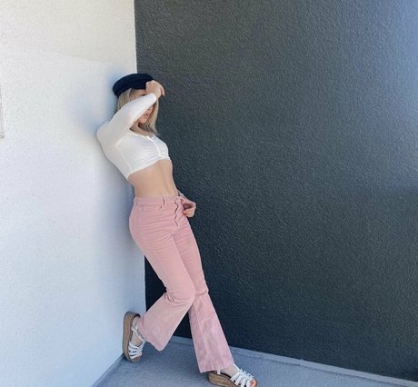 gardenofemmarose hot pornstar pictures