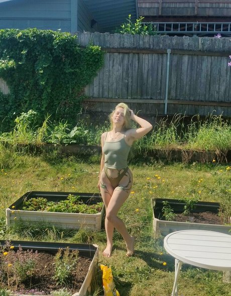 calciferpromo pretty actress galleries