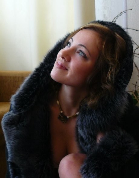 Creative Couple model hd image