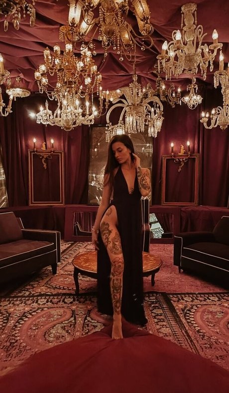 janadeoliveira_ pornstar pretty image