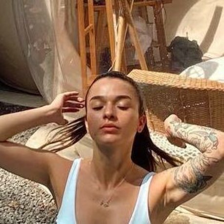 janadeoliveira_ hot model picture