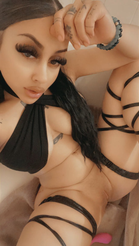 Bellthegemini pornstar nude img