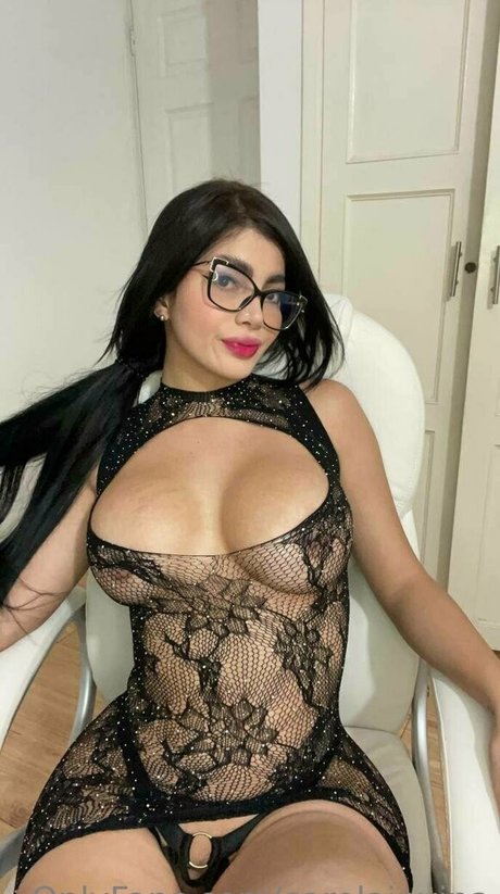 carolainvina erotic star pic