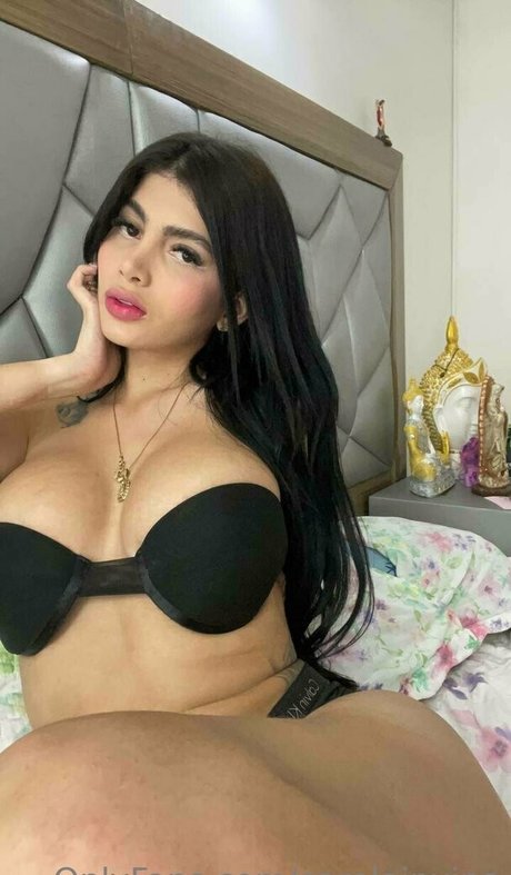 carolainvina sexy actress galleries