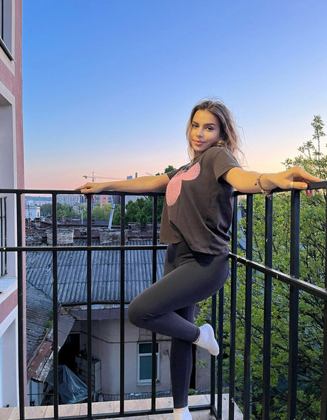 lucky ashley erotic star image