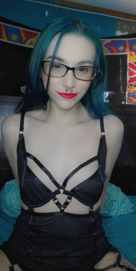 Satanic sweetheart model high quality photos