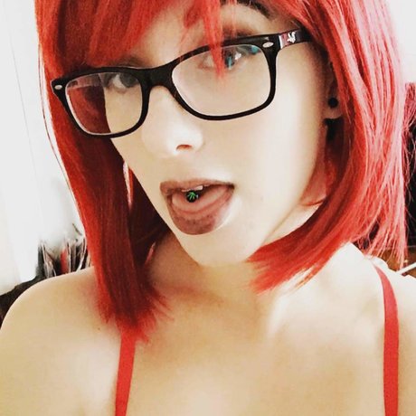 Sassysammi1880 star nude pictures