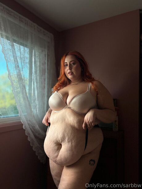 Sarah Anne hot model img