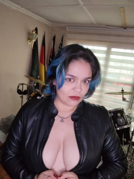 Sari sex star archive