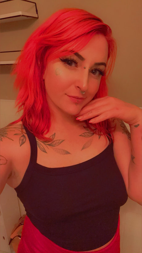 MommyThickThighs exclusive pornstar pics